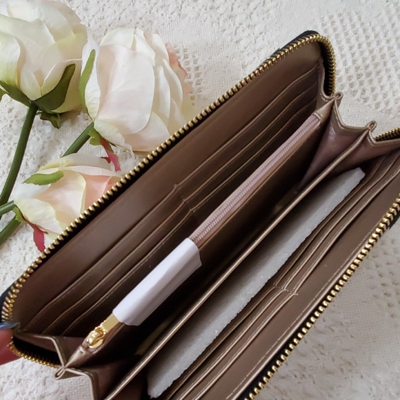 ANNE KLEIN Wristlet wallet - Picture 3 of 4